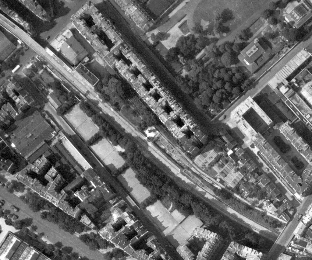 Vue aérienne du secteur de la station Vaugirard-Ceinture le 30 mai 1950 