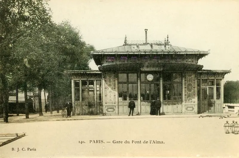 Station du Pont de l'Alma 