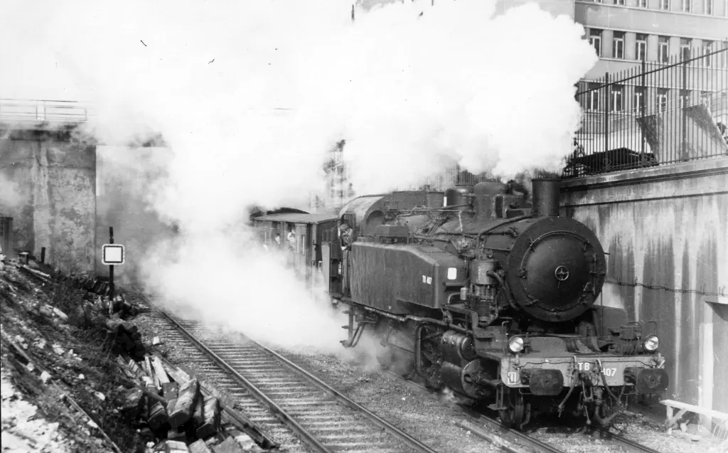 Train spécial en mars 1969 à Bel-Air sur la ligne de la Bastille 